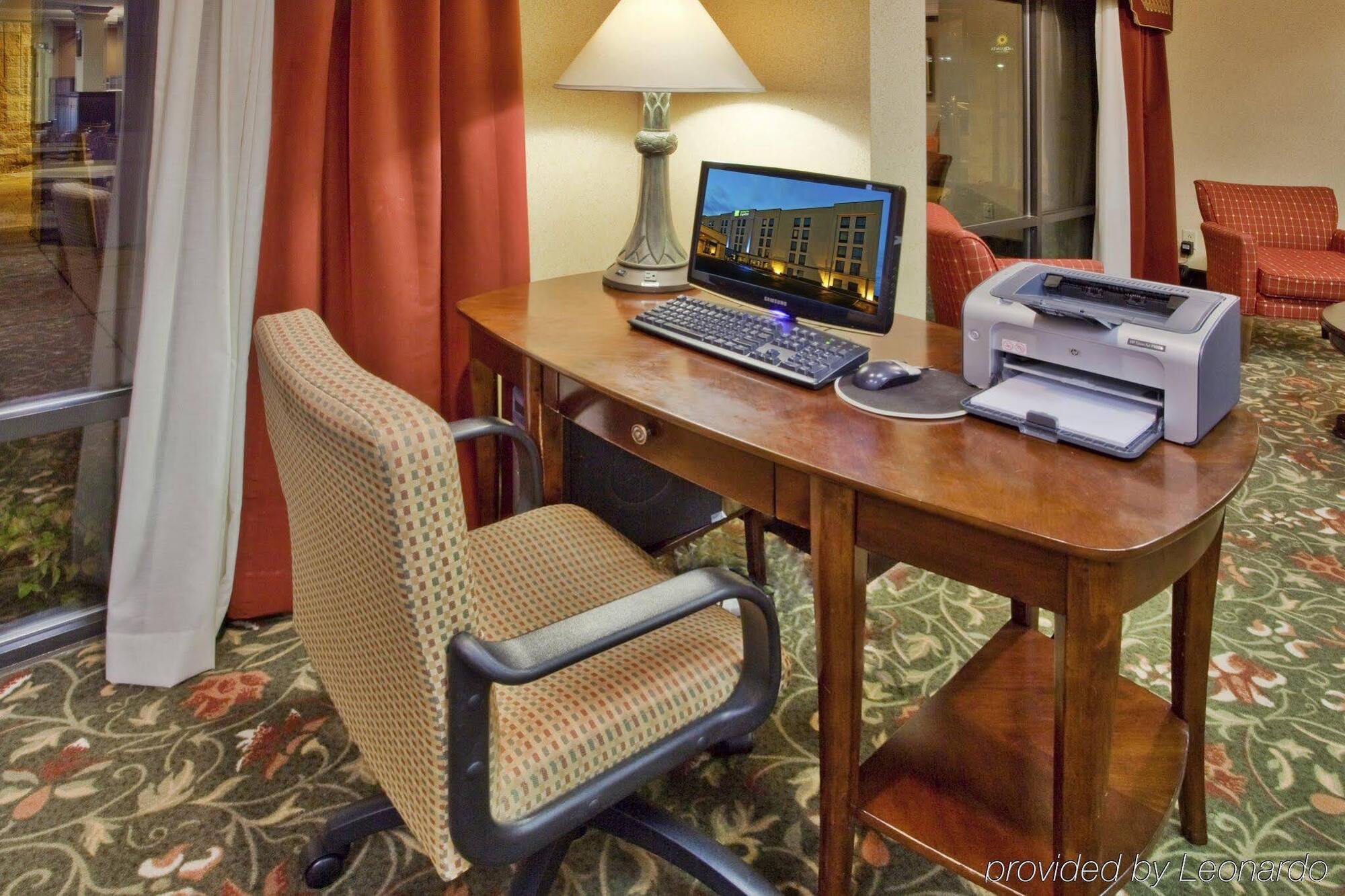 Express Atlanta W Hotel 3*